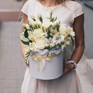 White flower box